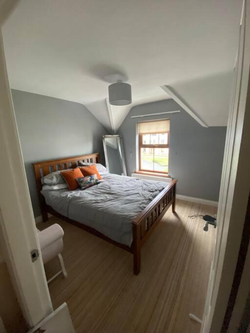 Villa Cheerful 4-Bed Townhouse In Centre Of Newcastle Newcastle  Exterior foto