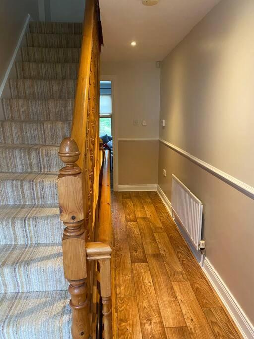 Villa Cheerful 4-Bed Townhouse In Centre Of Newcastle Newcastle  Exterior foto
